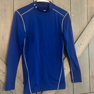 Under Armour Men’s small compression cold gear under layer